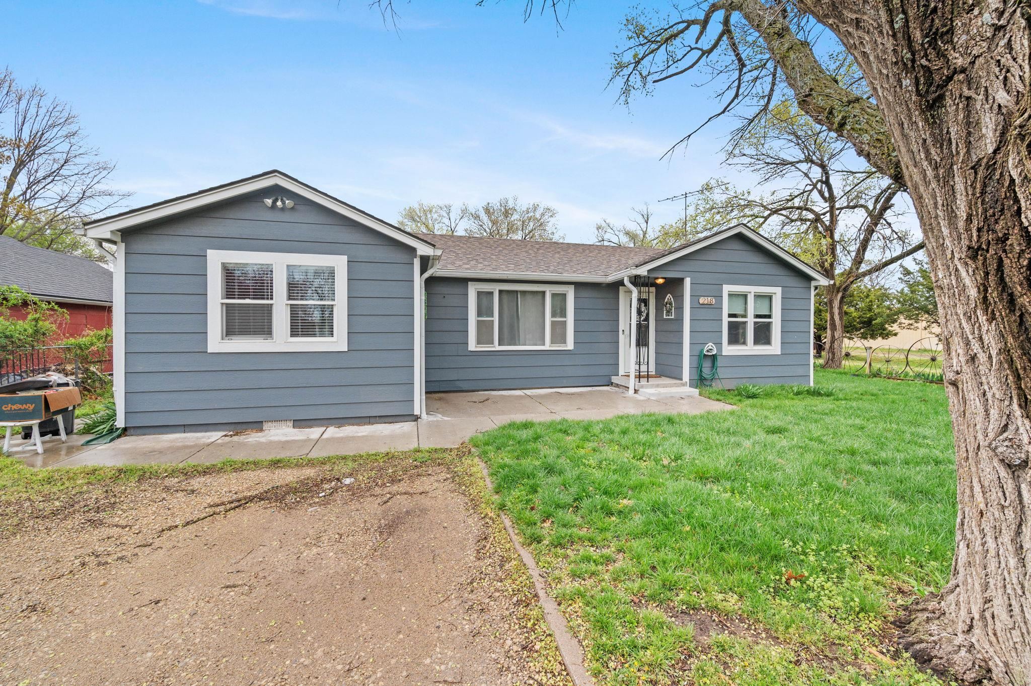 218 E Showalter, Rose Hill, Kansas image 4