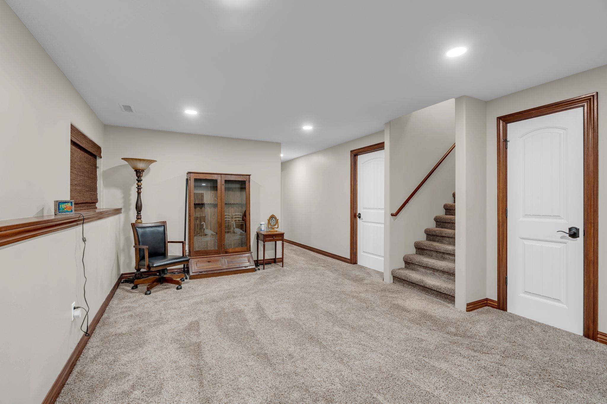 427 E Kay Ave, Haysville, Kansas image 22