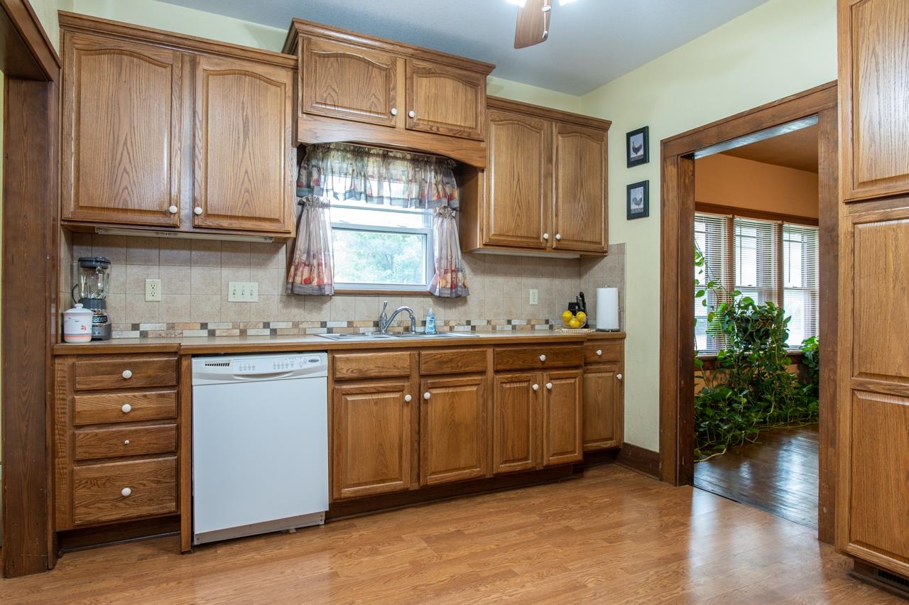 1202 N Larimer St, Wichita, Kansas image 24