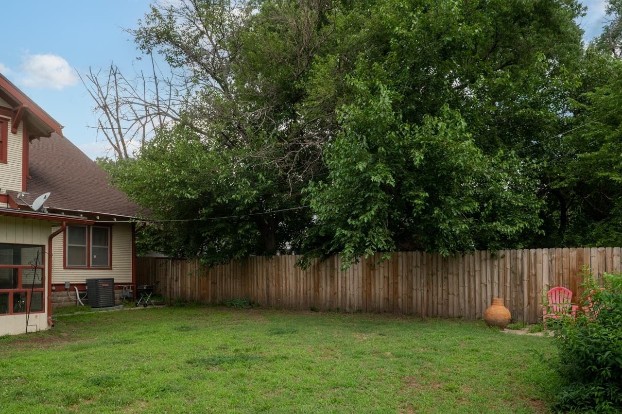 1202 N Larimer St, Wichita, Kansas image 11