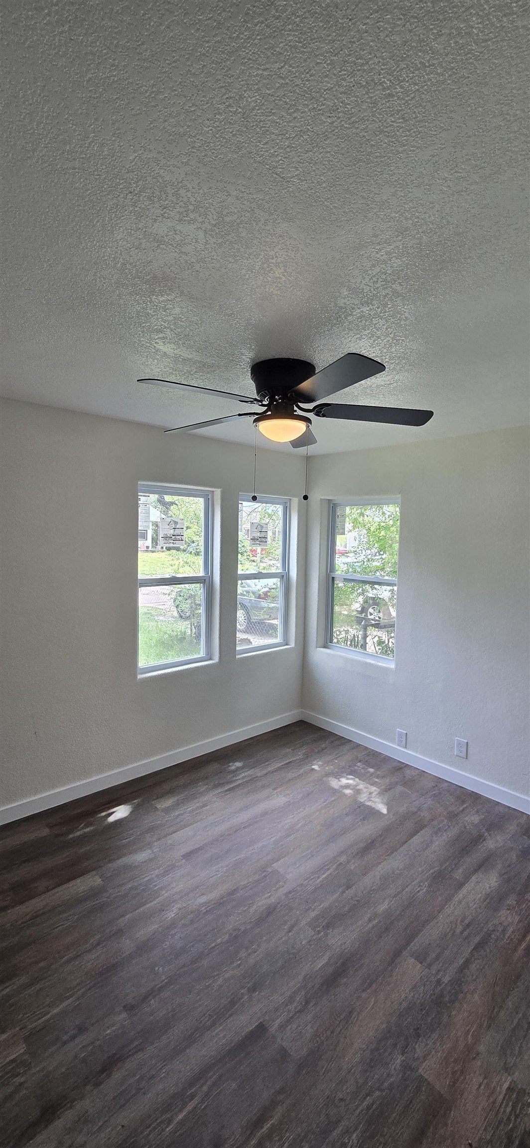 1723 N Volutsia Ave, Wichita, Kansas image 2