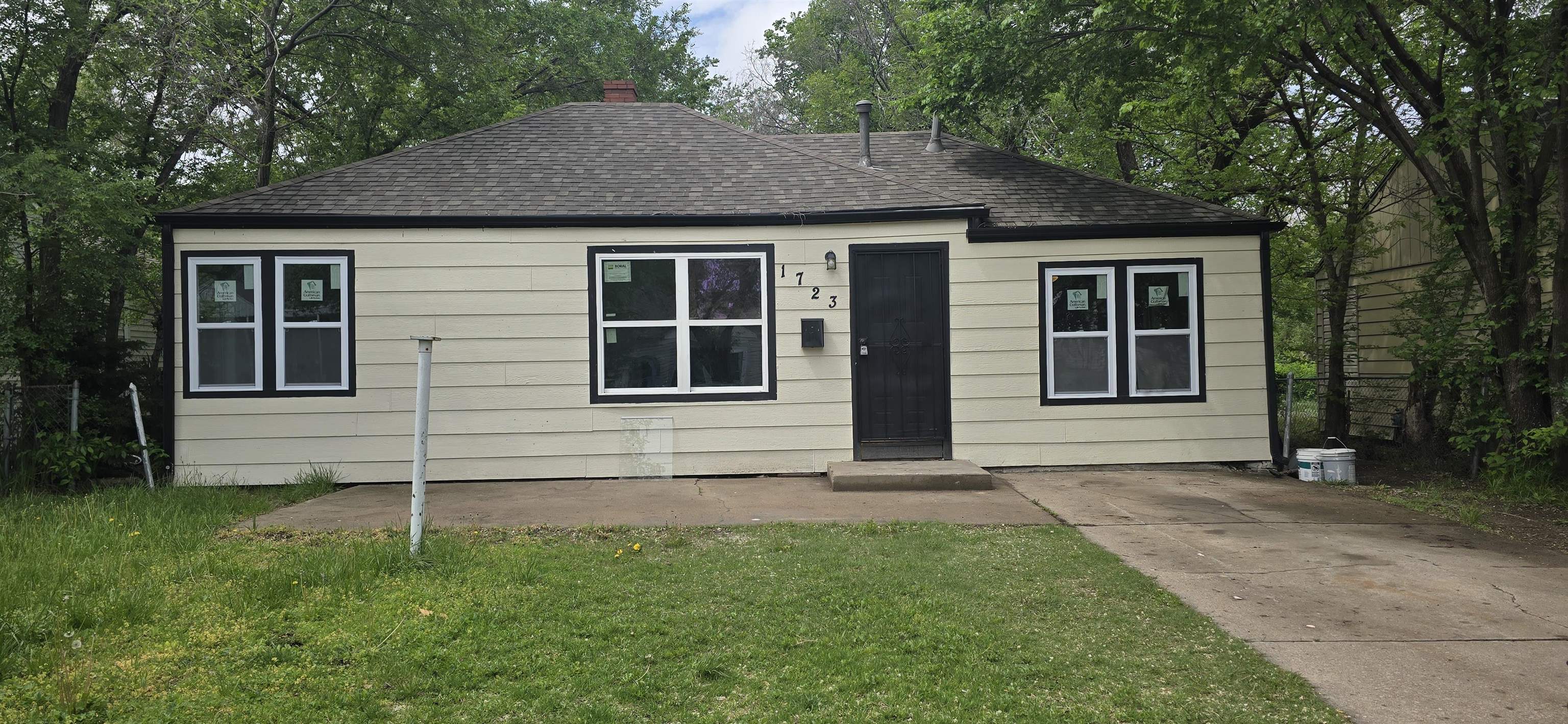 1723 N Volutsia Ave, Wichita, Kansas image 1