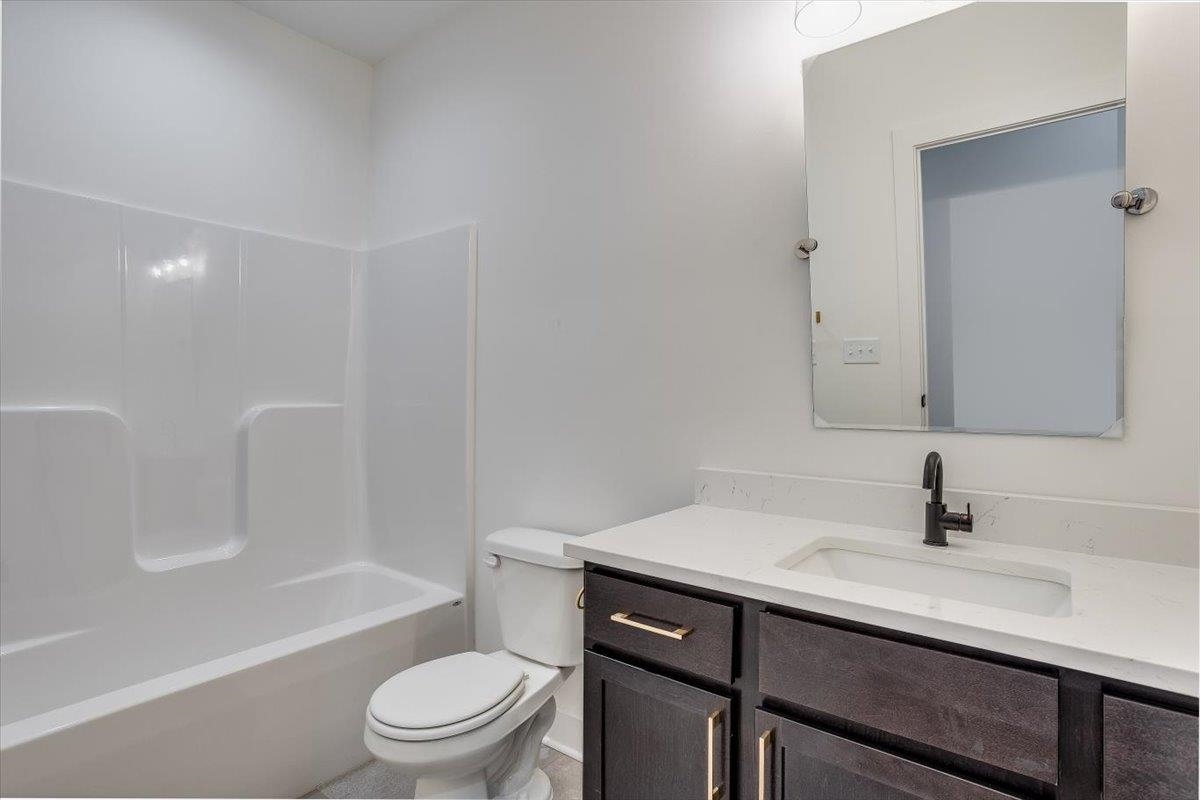 Derby, Kansas 67037, United States, 6 Bedrooms Bedrooms, ,3 BathroomsBathrooms,Residential,Pending,74676