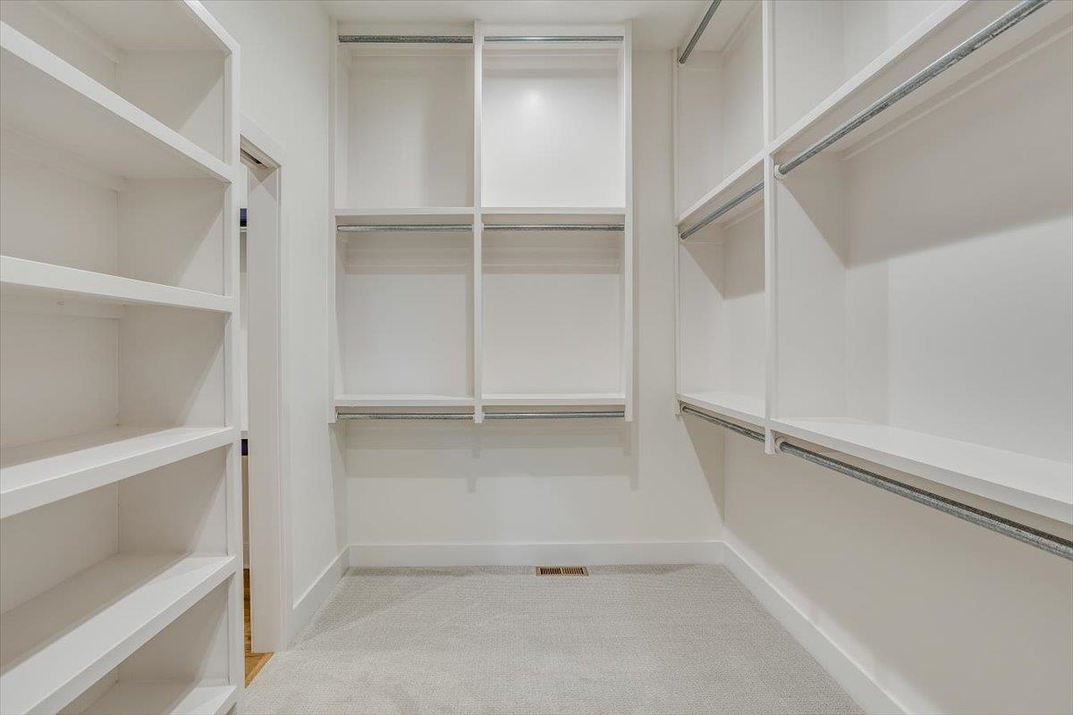 Derby, Kansas 67037, United States, 6 Bedrooms Bedrooms, ,3 BathroomsBathrooms,Residential,Pending,74676