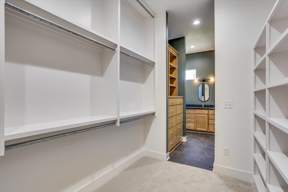 Derby, Kansas 67037, United States, 6 Bedrooms Bedrooms, ,3 BathroomsBathrooms,Residential,Pending,74676