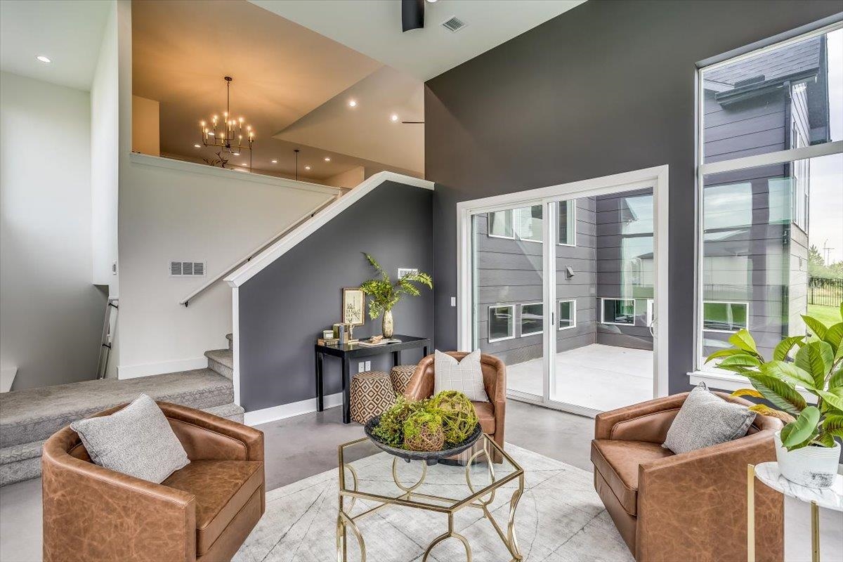 Derby, Kansas 67037, United States, 6 Bedrooms Bedrooms, ,3 BathroomsBathrooms,Residential,Pending,74676