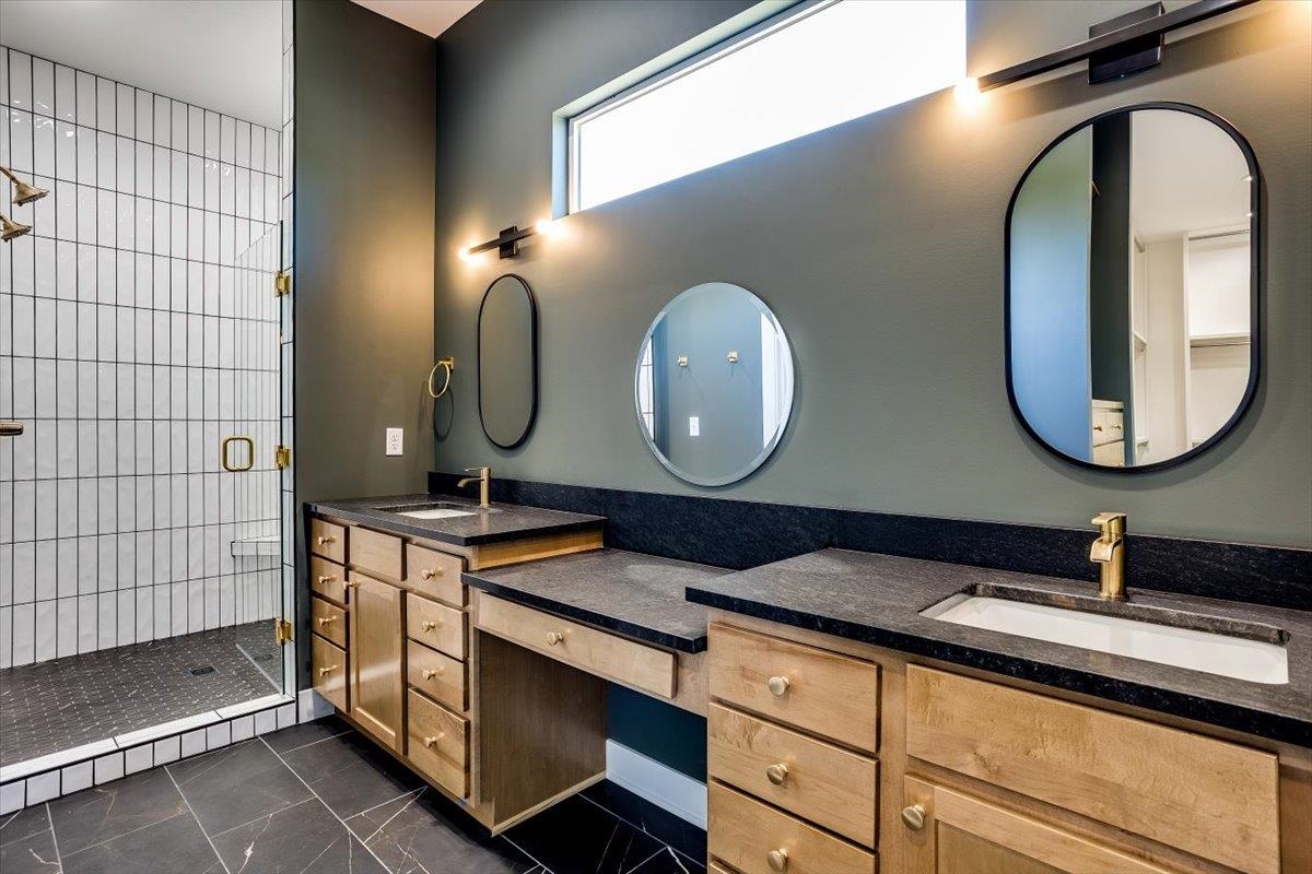 Derby, Kansas 67037, United States, 6 Bedrooms Bedrooms, ,3 BathroomsBathrooms,Residential,Pending,74676