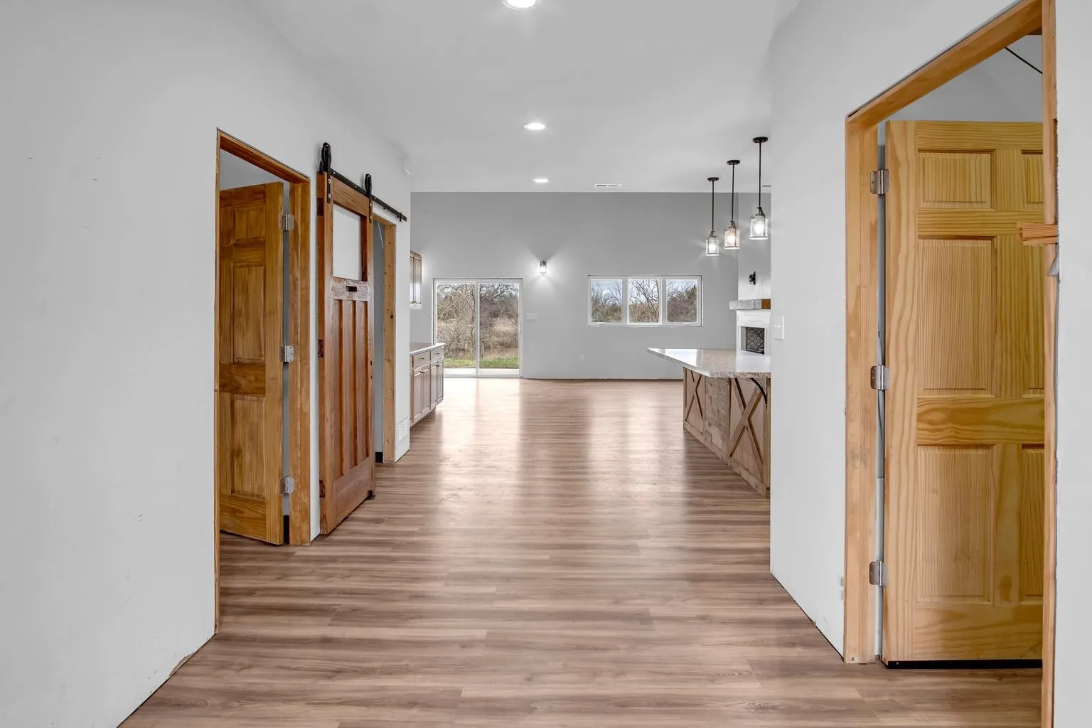 Newton, Kansas 67114, United States, 3 Bedrooms Bedrooms, ,2 BathroomsBathrooms,Residential,Pending,31832