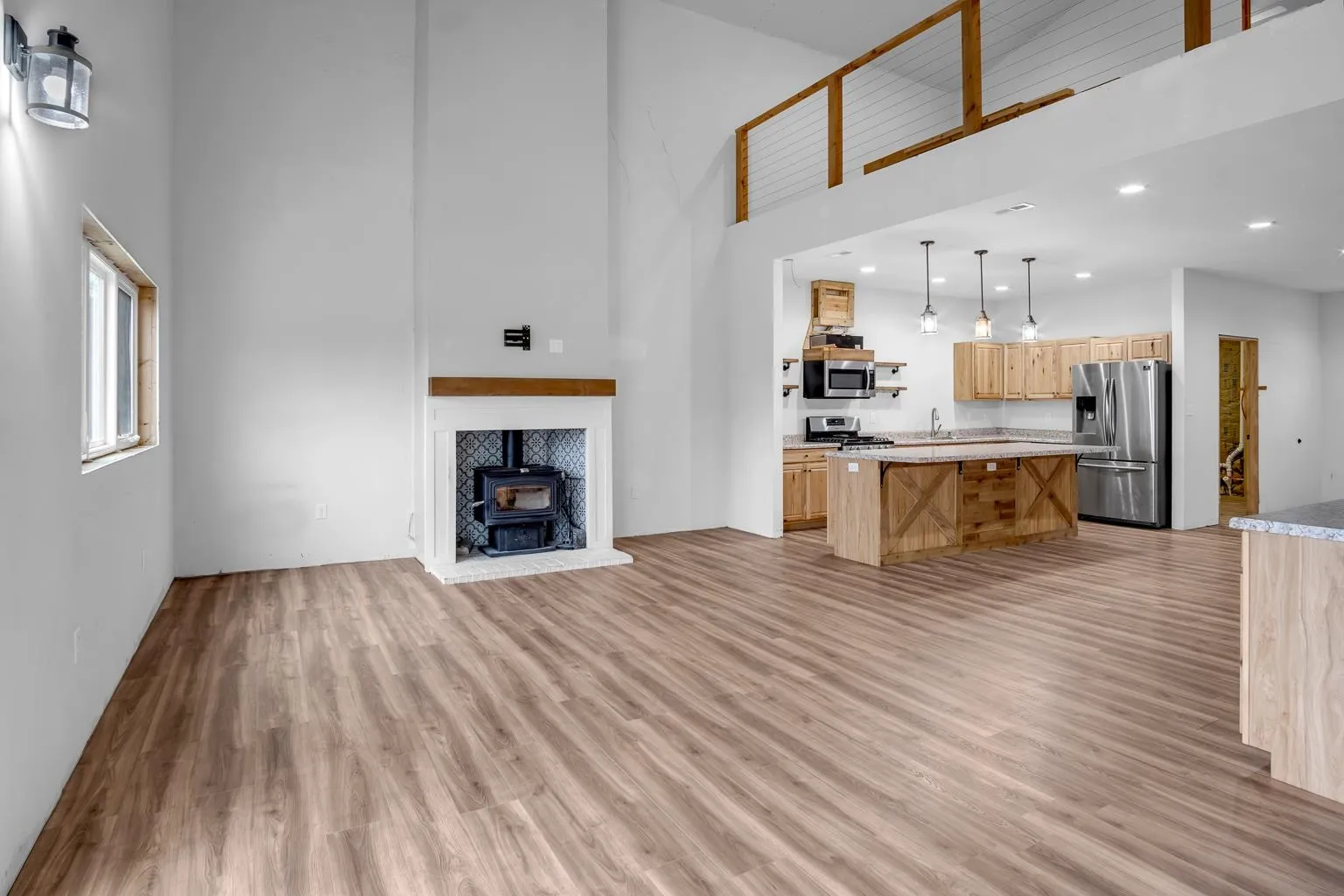 Newton, Kansas 67114, United States, 3 Bedrooms Bedrooms, ,2 BathroomsBathrooms,Residential,Pending,31832