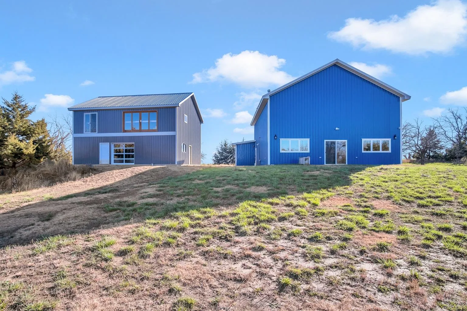 Newton, Kansas 67114, United States, 3 Bedrooms Bedrooms, ,2 BathroomsBathrooms,Residential,Pending,31832