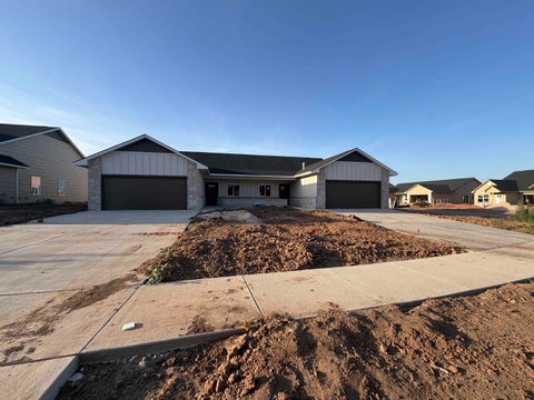 Multifamily For Sale - 12902 W Thorton St<br/> Wichita, KS 67235