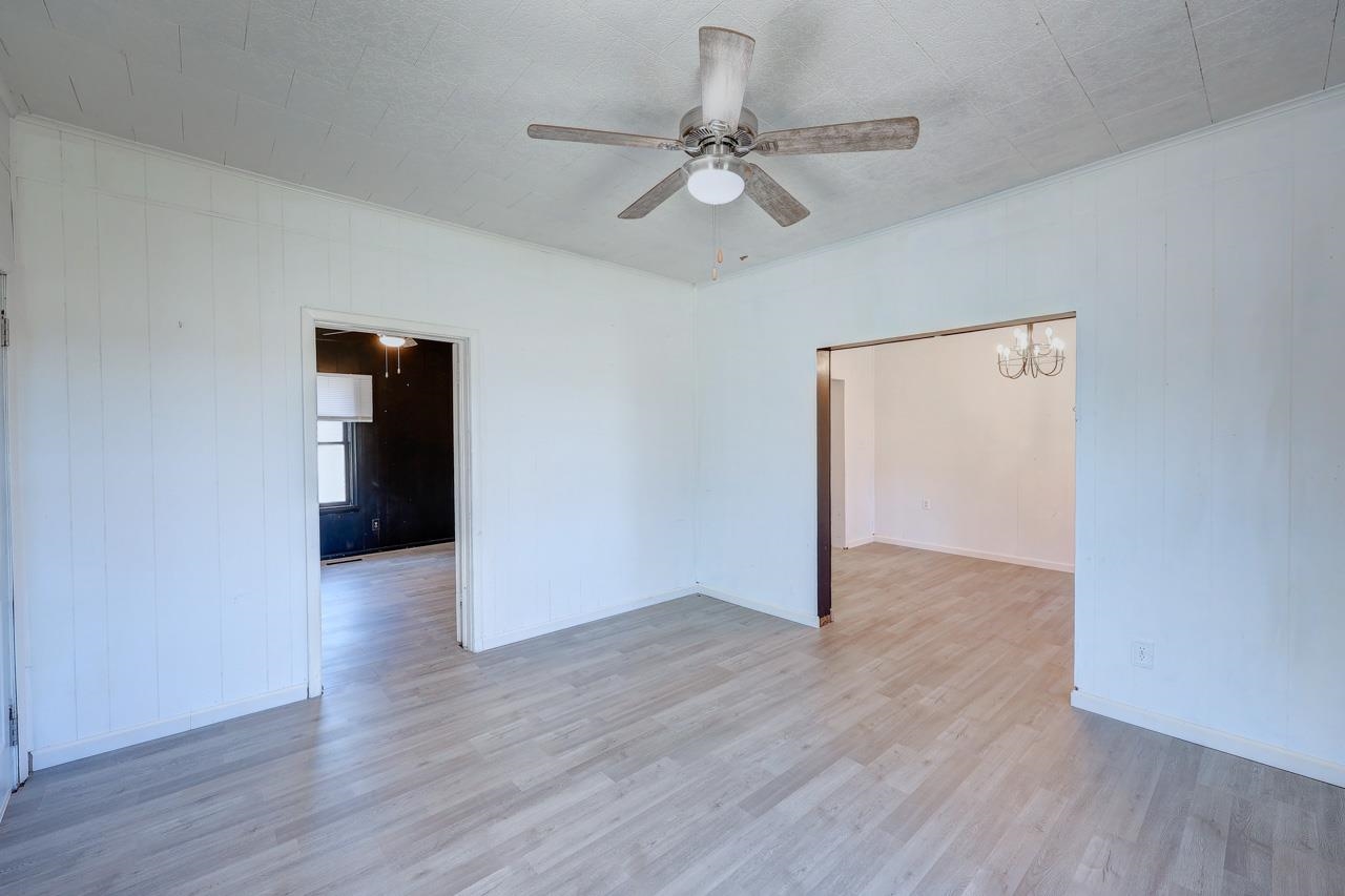 410 E Taylor Ave, Arkansas City, Kansas image 4