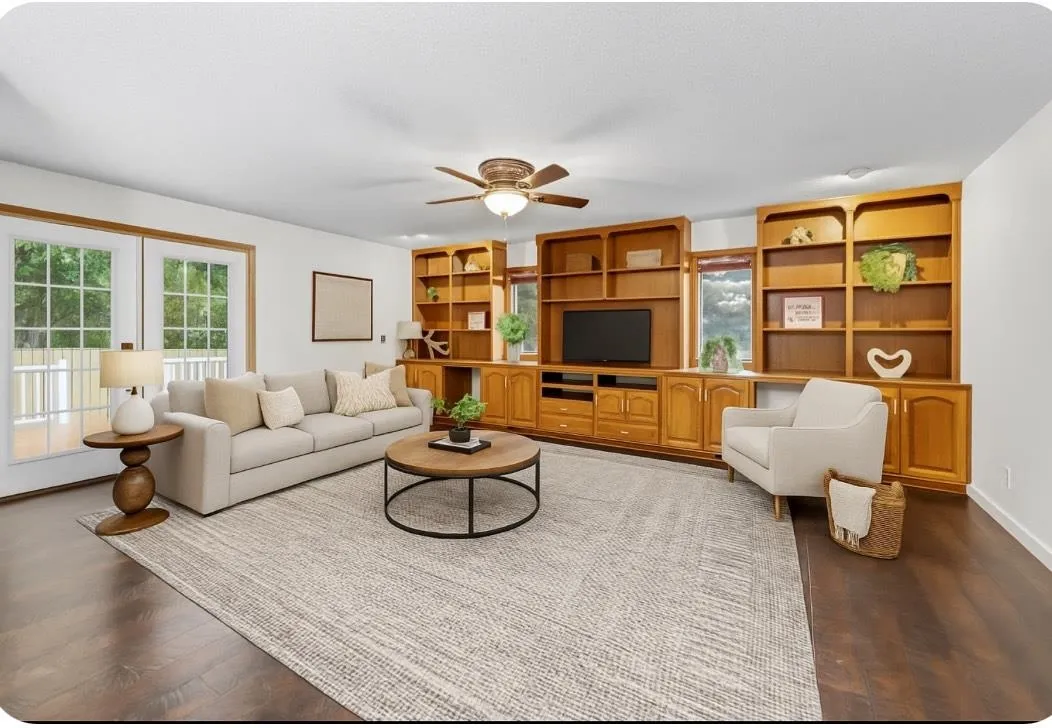 Wichita, Kansas 67215, United States, 3 Bedrooms Bedrooms, ,2 BathroomsBathrooms,Residential,Pending,205367