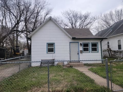 Homes For Sale - 622 S Pattie St<br/> Sedgwick County, Wichita, KS 67211
