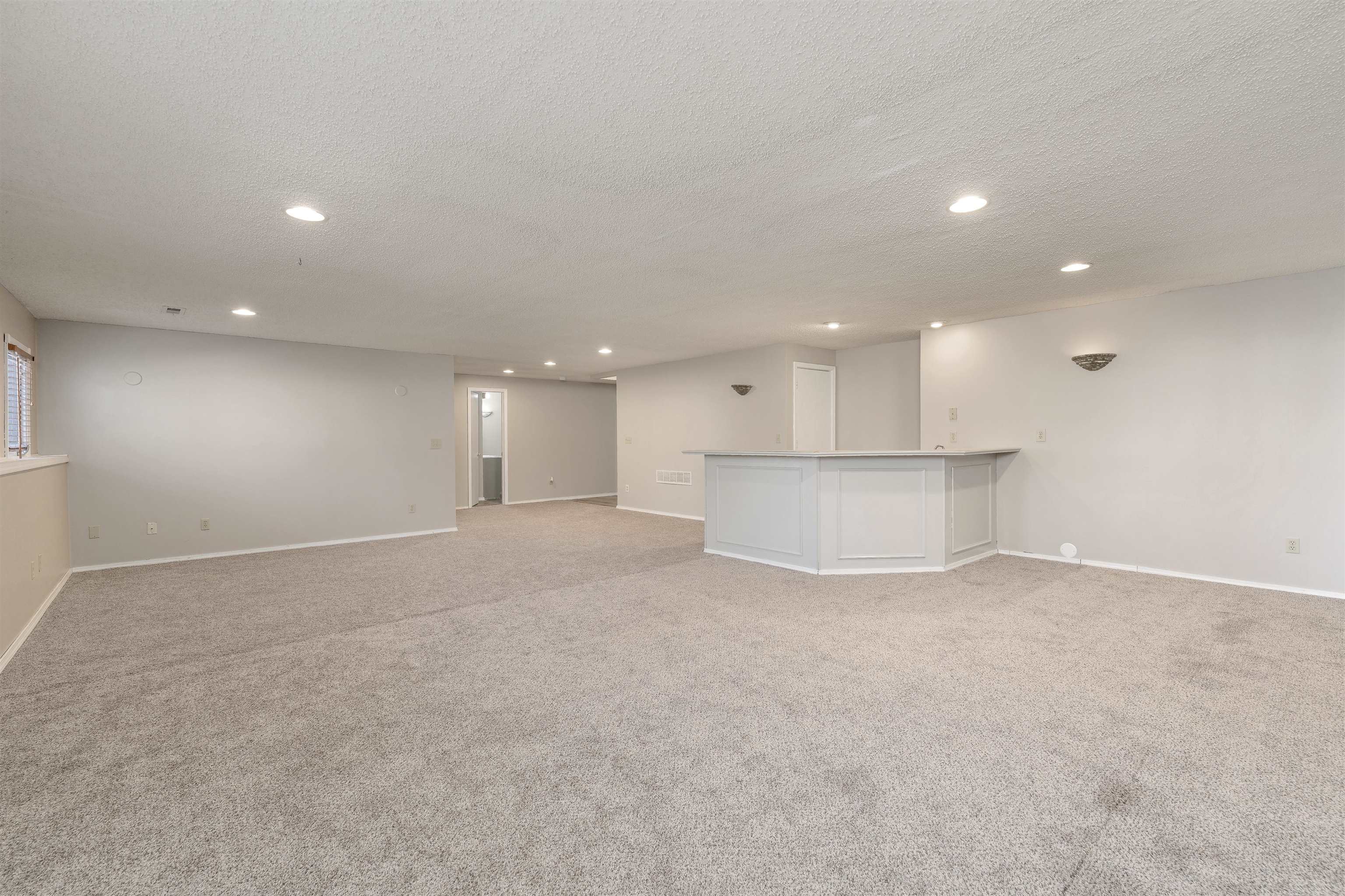 1406 E Meadow Ridge Ct, Derby, Kansas image 24