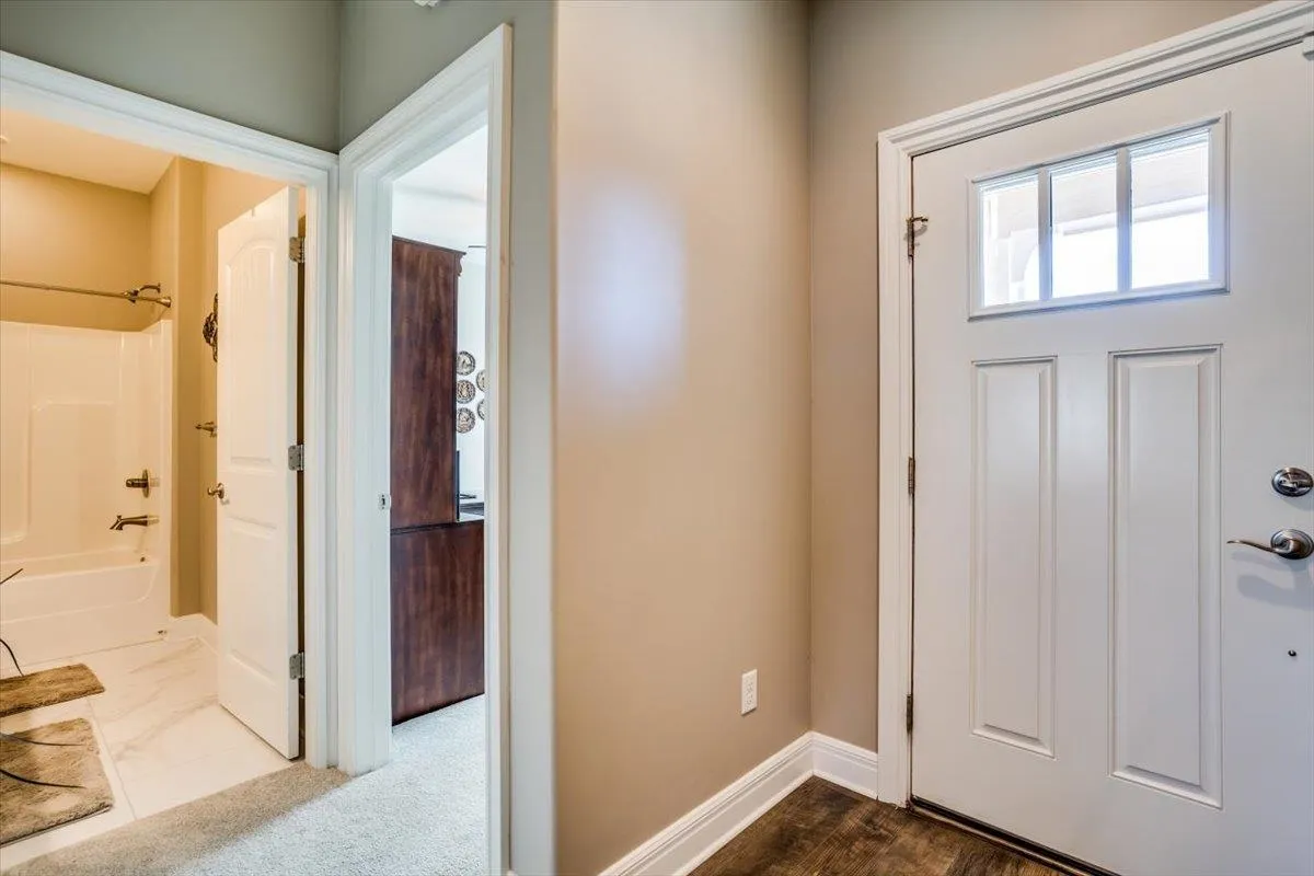 Derby, Kansas 67037, United States, 2 Bedrooms Bedrooms, ,2 BathroomsBathrooms,Residential,Pending,38401