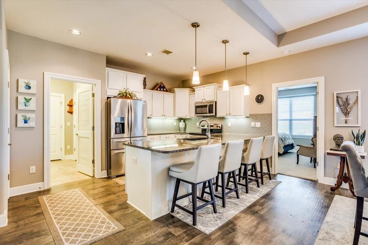 Derby, Kansas 67037, United States, 2 Bedrooms Bedrooms, ,2 BathroomsBathrooms,Residential,Pending,38401