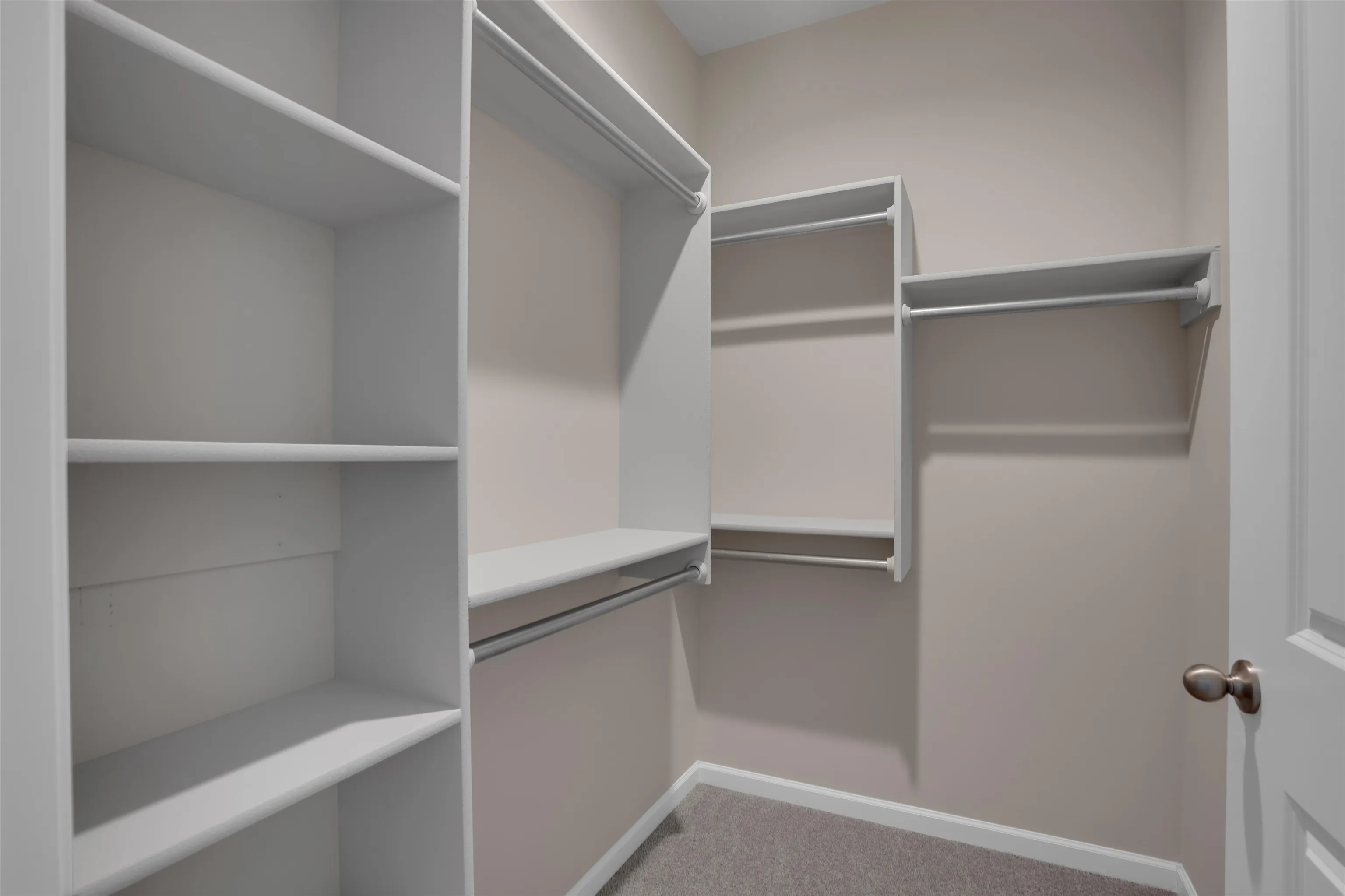 Park City, Kansas 67219, United States, 3 Bedrooms Bedrooms, ,2 BathroomsBathrooms,Residential,Pending,47176