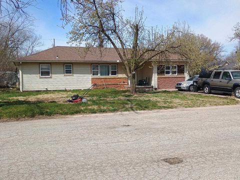 Homes For Sale - 223 N Sedgwick Ave<br/> Harvey County, Burrton, KS 67020