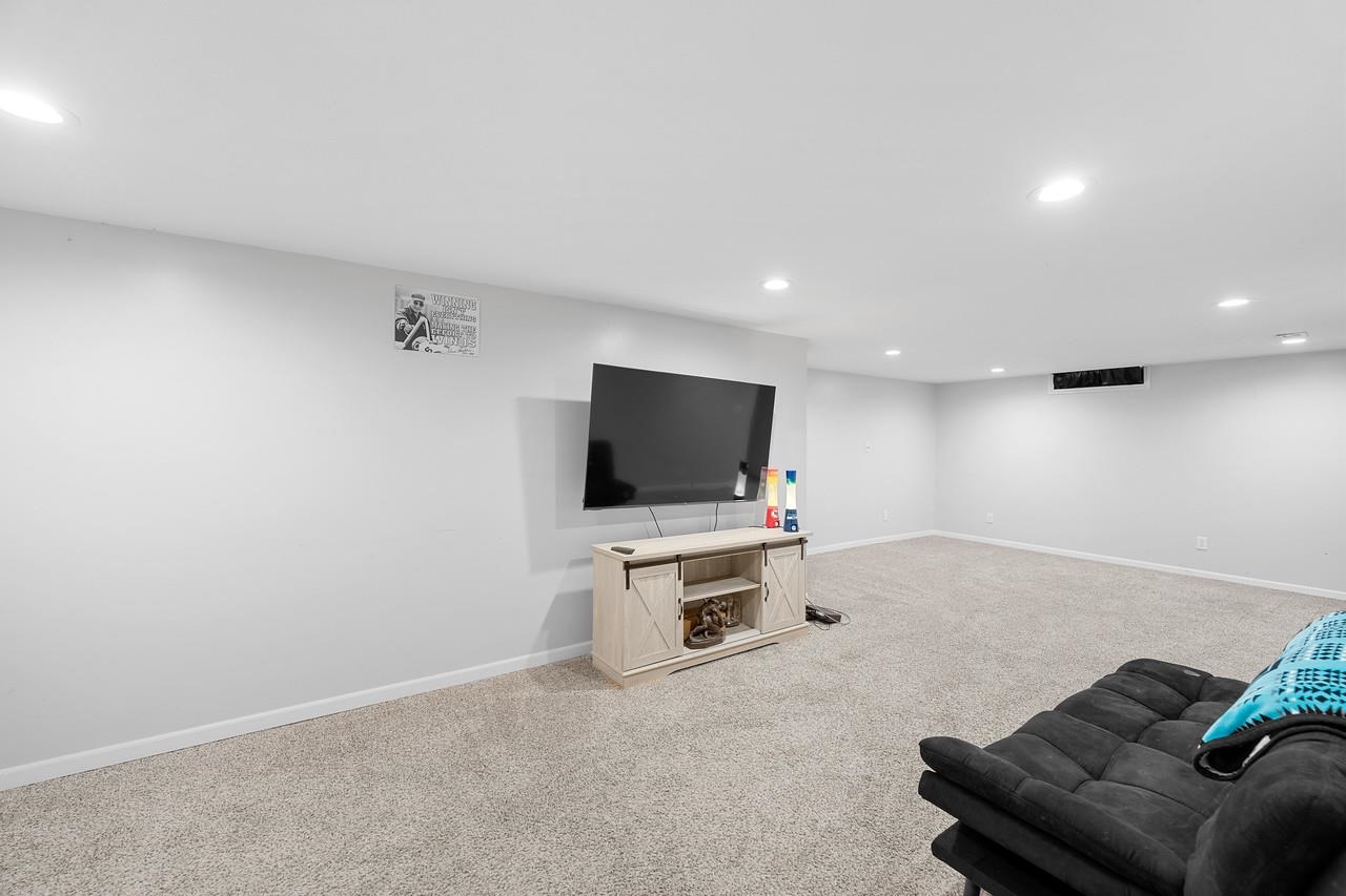 416 W Beloit Ave, Salina, Kansas image 16