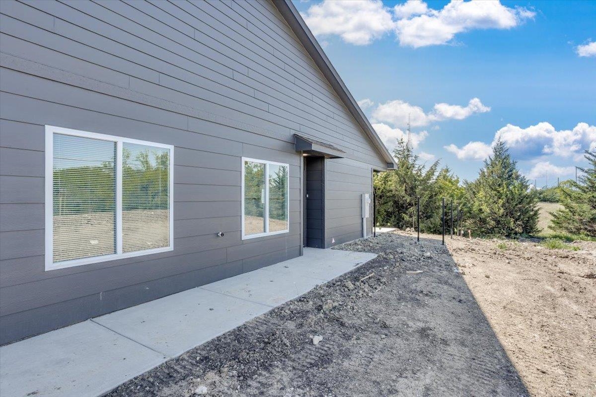 3333 E Thunder Street, Wichita, Virginia image 25