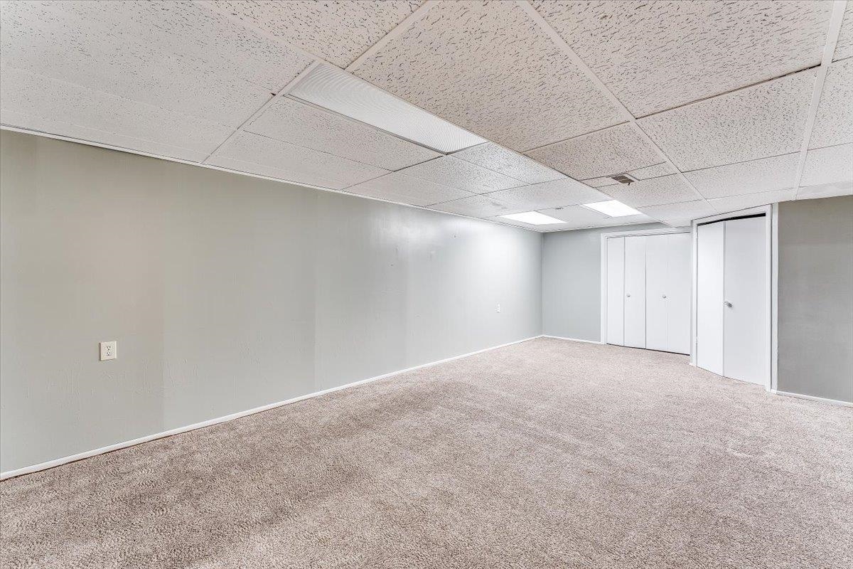 Derby, Kansas 67037, United States, 4 Bedrooms Bedrooms, ,5 BathroomsBathrooms,Residential,Pending,65774