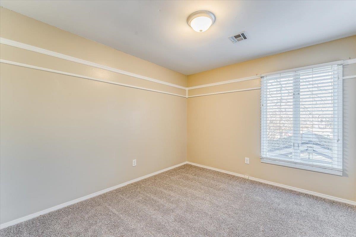 Derby, Kansas 67037, United States, 4 Bedrooms Bedrooms, ,5 BathroomsBathrooms,Residential,Pending,65774