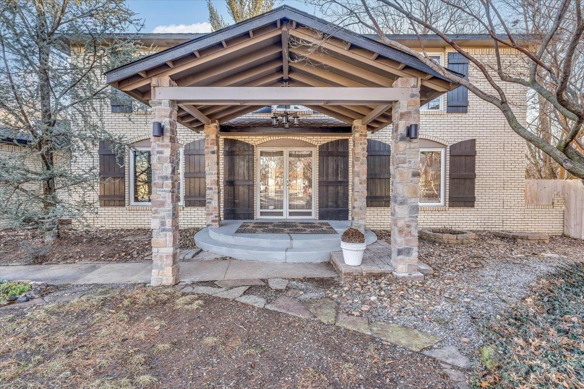 Derby, Kansas 67037, United States, 4 Bedrooms Bedrooms, ,5 BathroomsBathrooms,Residential,Pending,65774