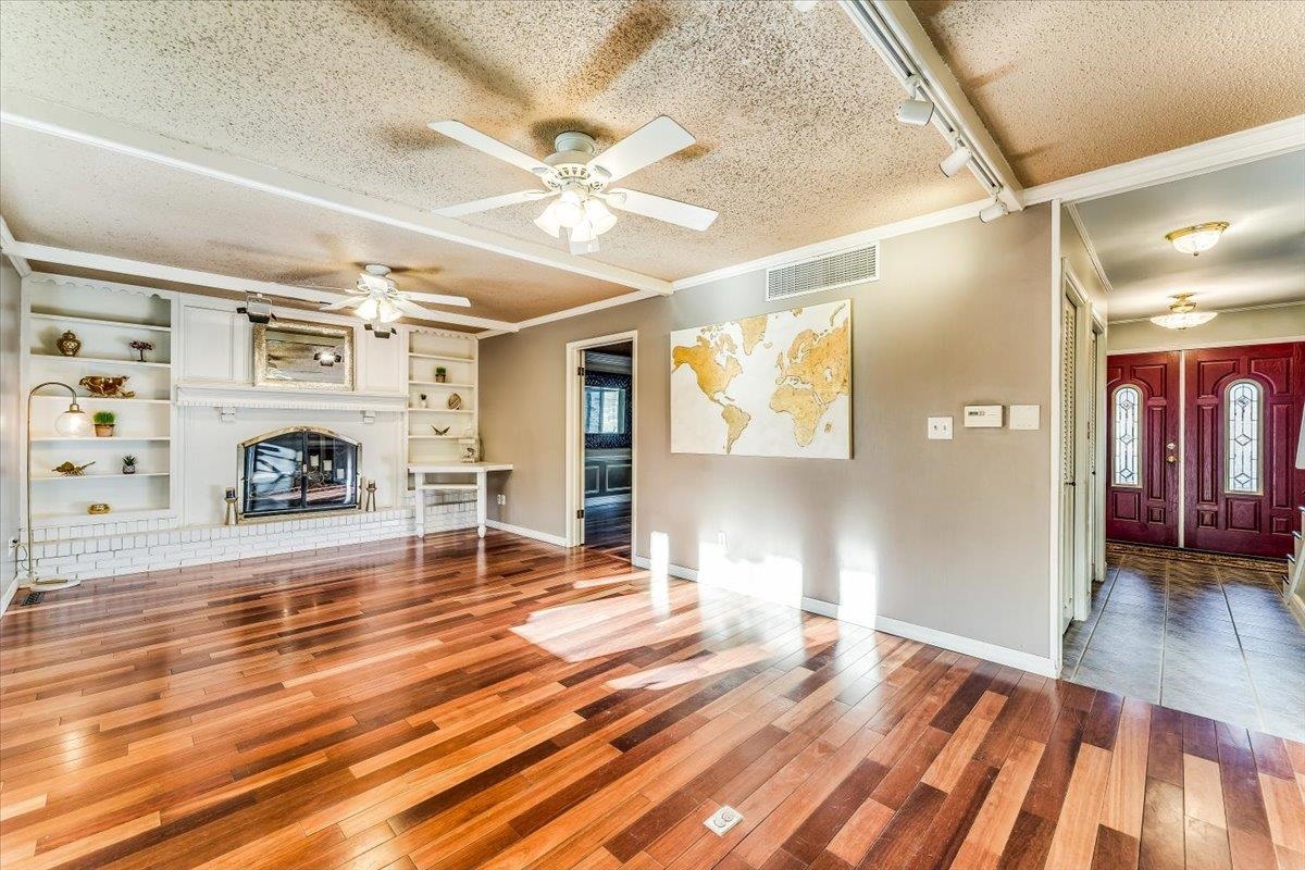 Derby, Kansas 67037, United States, 4 Bedrooms Bedrooms, ,5 BathroomsBathrooms,Residential,Pending,65774