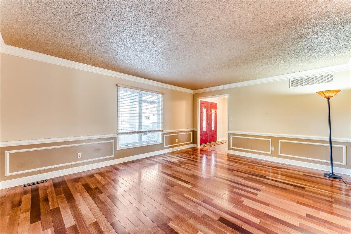 Derby, Kansas 67037, United States, 4 Bedrooms Bedrooms, ,5 BathroomsBathrooms,Residential,Pending,65774