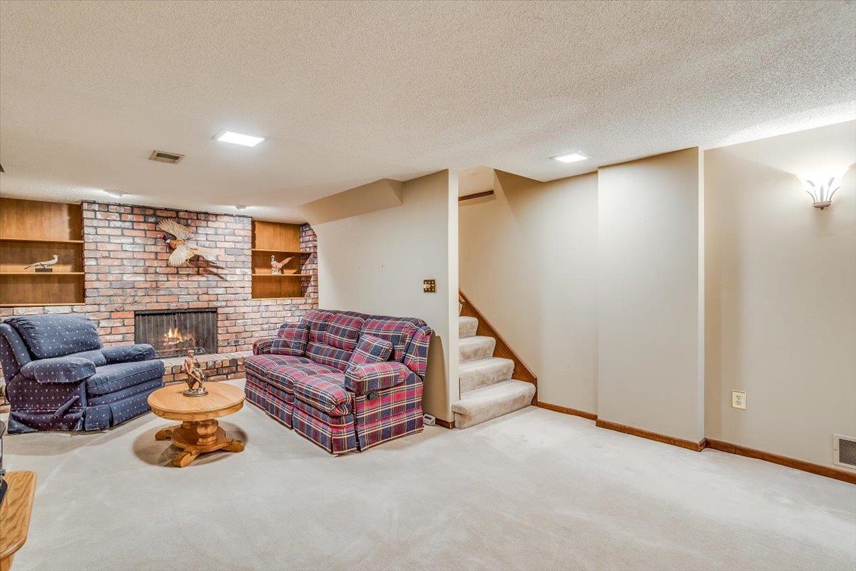 Derby, Kansas 67037, United States, 3 Bedrooms Bedrooms, ,3 BathroomsBathrooms,Residential,Pending,68690