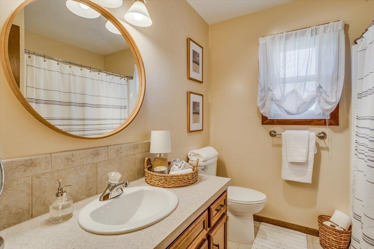 Derby, Kansas 67037, United States, 3 Bedrooms Bedrooms, ,3 BathroomsBathrooms,Residential,Pending,68690