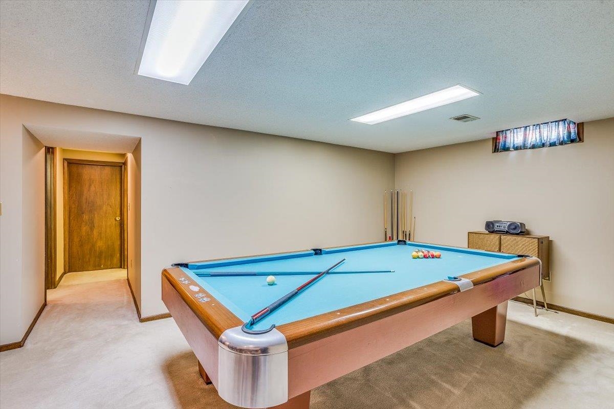 Derby, Kansas 67037, United States, 3 Bedrooms Bedrooms, ,3 BathroomsBathrooms,Residential,Pending,68690