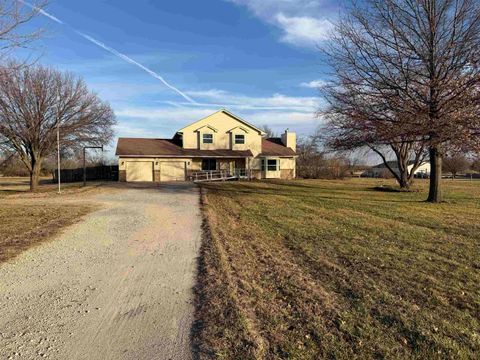 Homes For Sale - 10215 E June Dr<br/> Derby, KS 67037