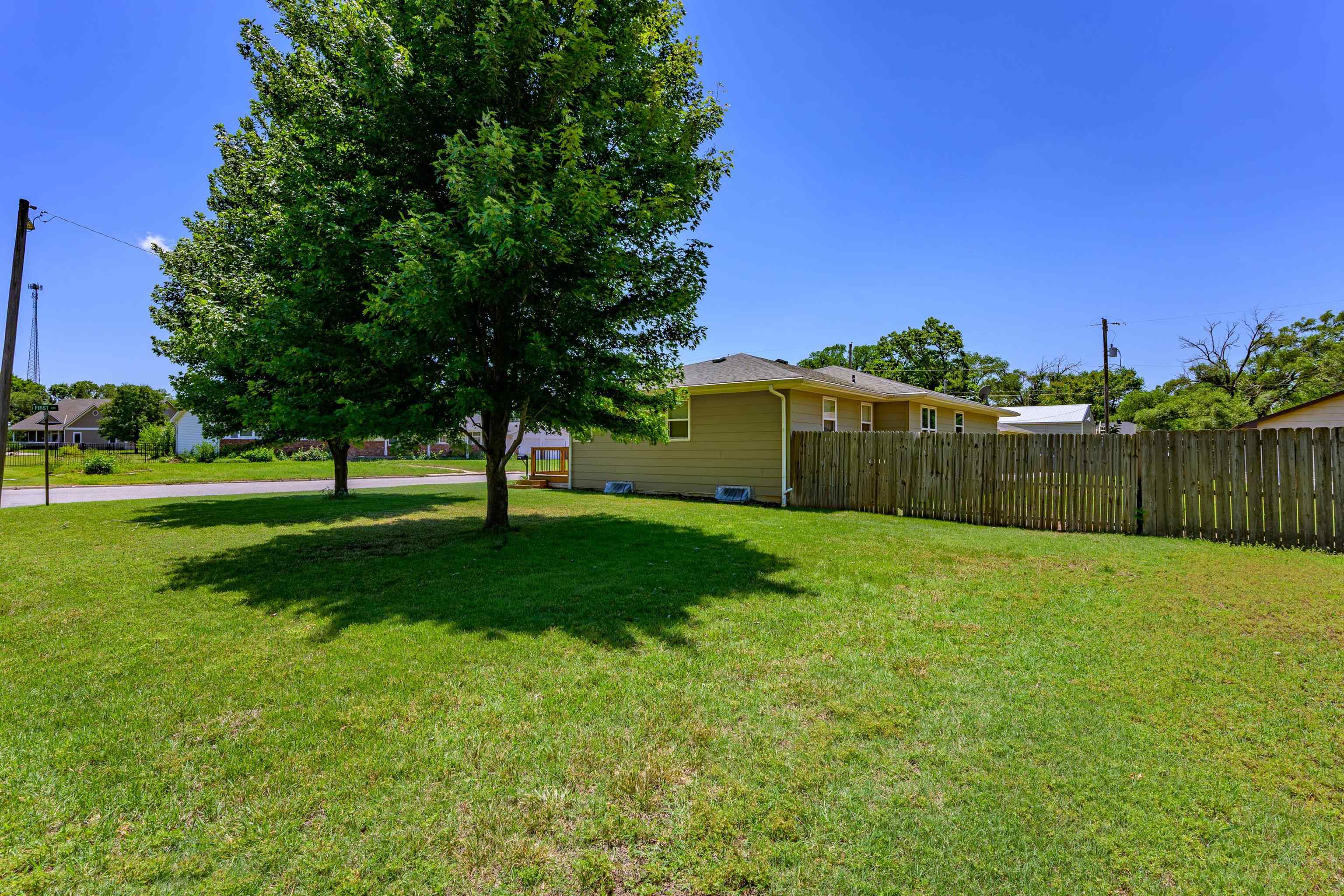 428 E 1st Ave, Cheney, Kansas image 36