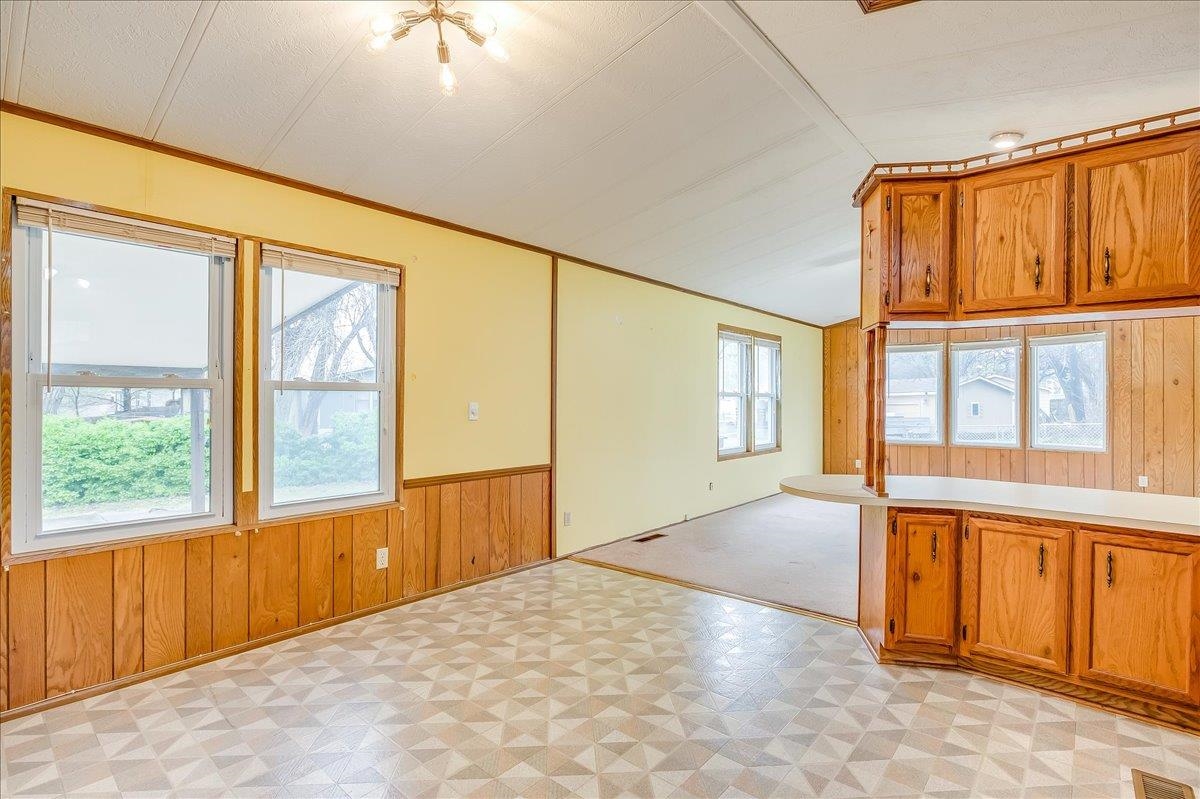 5034 S Broadview Ct, Wichita, Kansas image 13