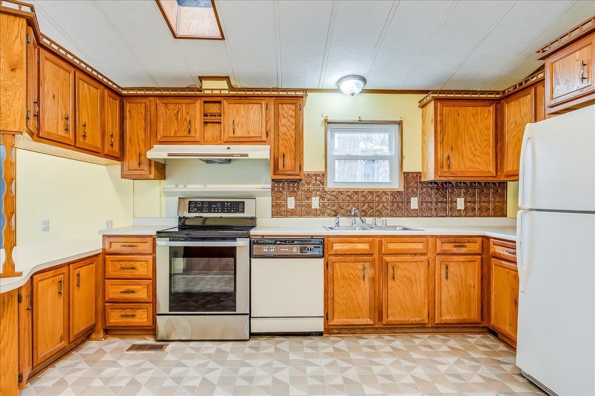 5034 S Broadview Ct, Wichita, Kansas image 11