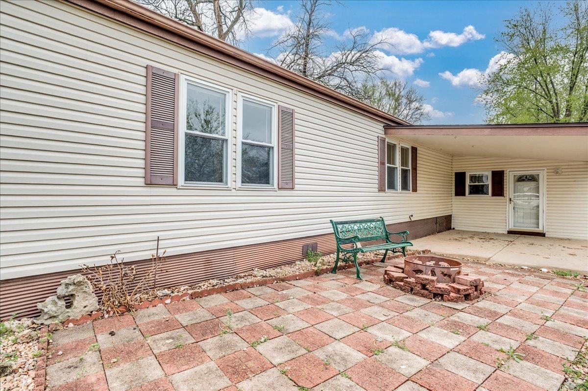 5034 S Broadview Ct, Wichita, Kansas image 4