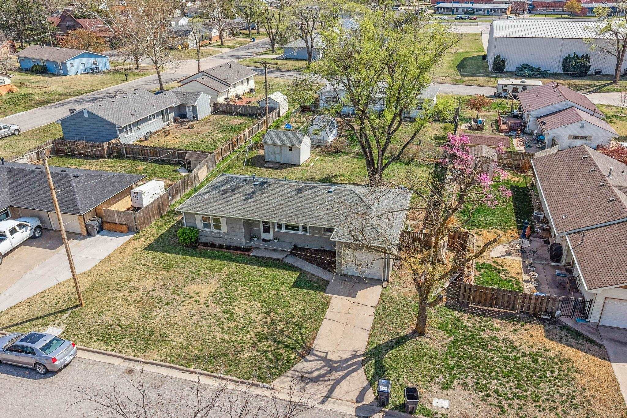 123 Hemlock Ln, Newton, Kansas image 6