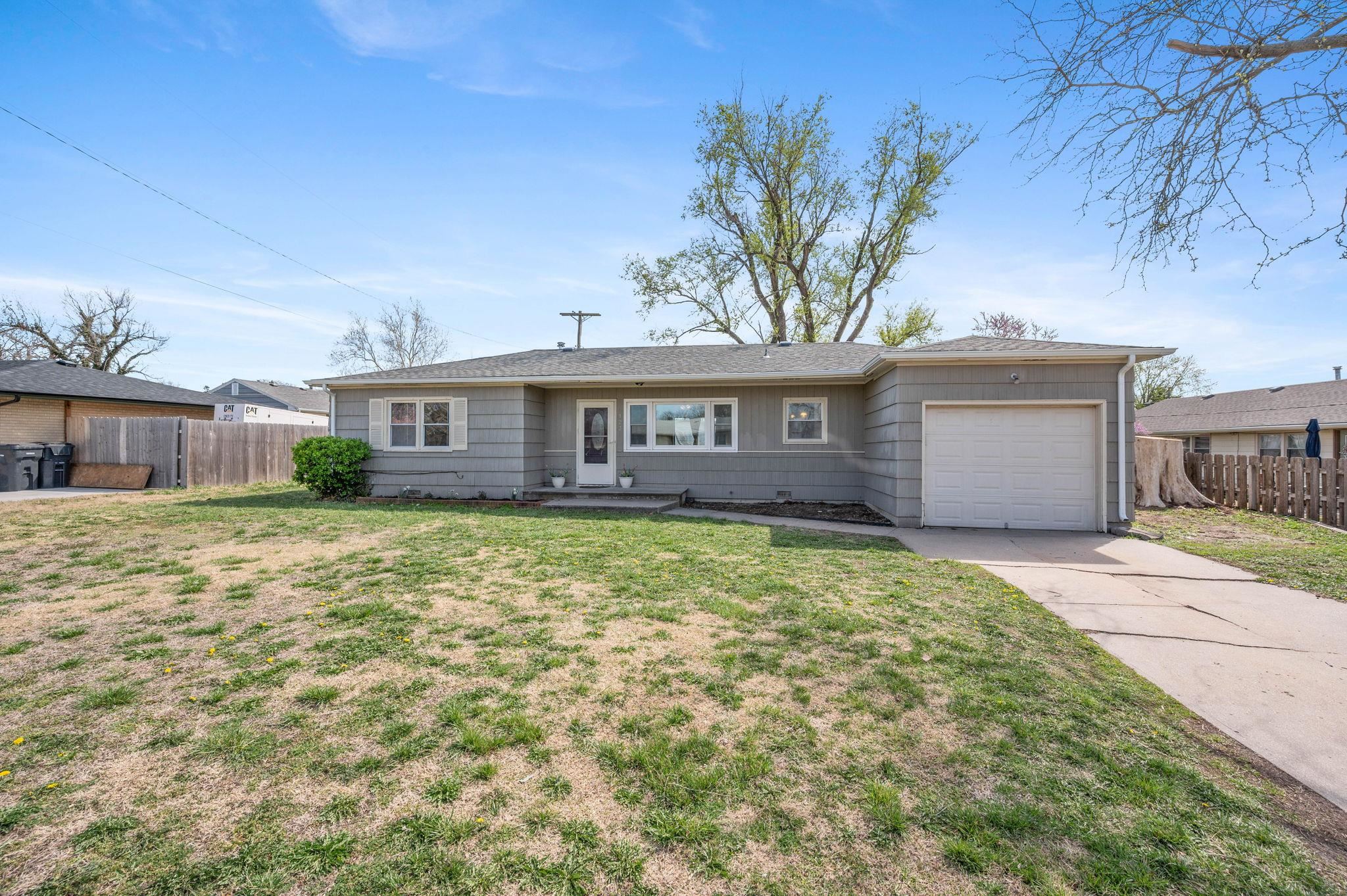 123 Hemlock Ln, Newton, Kansas image 3