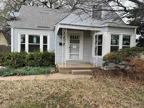 Homes For Sale - 3326 E Clark St<br/> Butler County, Wichita, KS 67218