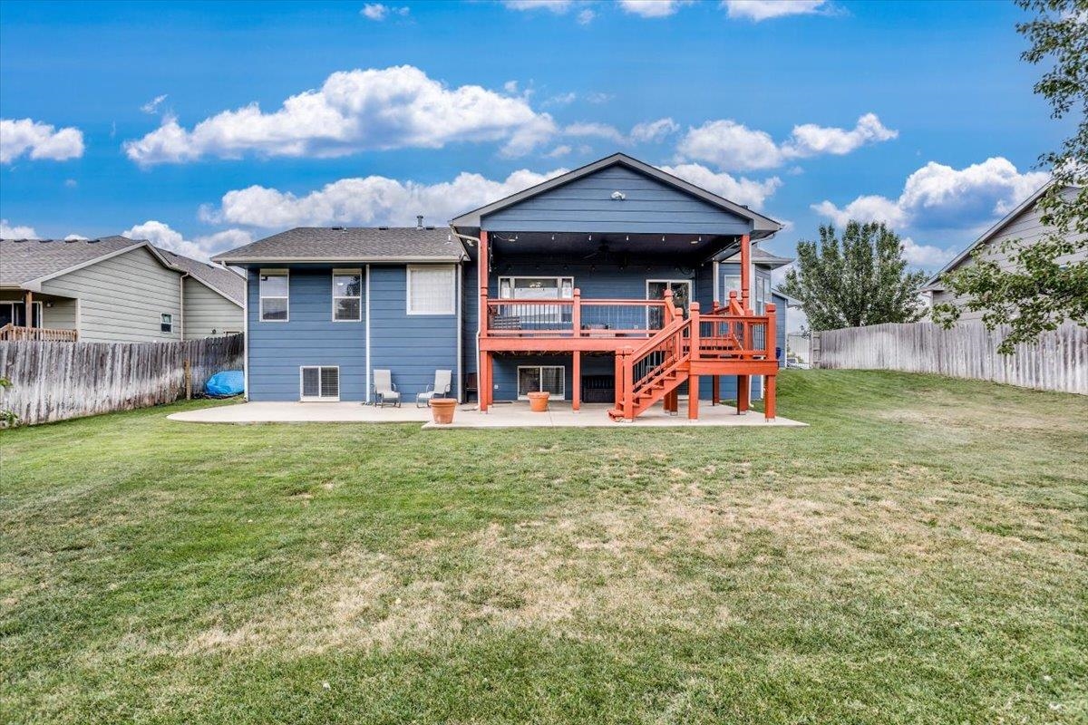 Goddard, Kansas 67052, United States, 5 Bedrooms Bedrooms, ,3 BathroomsBathrooms,Residential,Pending,51907