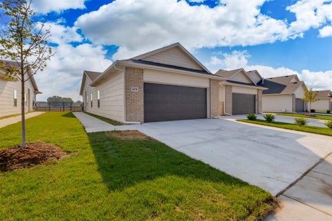 Multifamily For Sale - 4501 N Sandplum Ct<br/> Wichita, KS 67205
