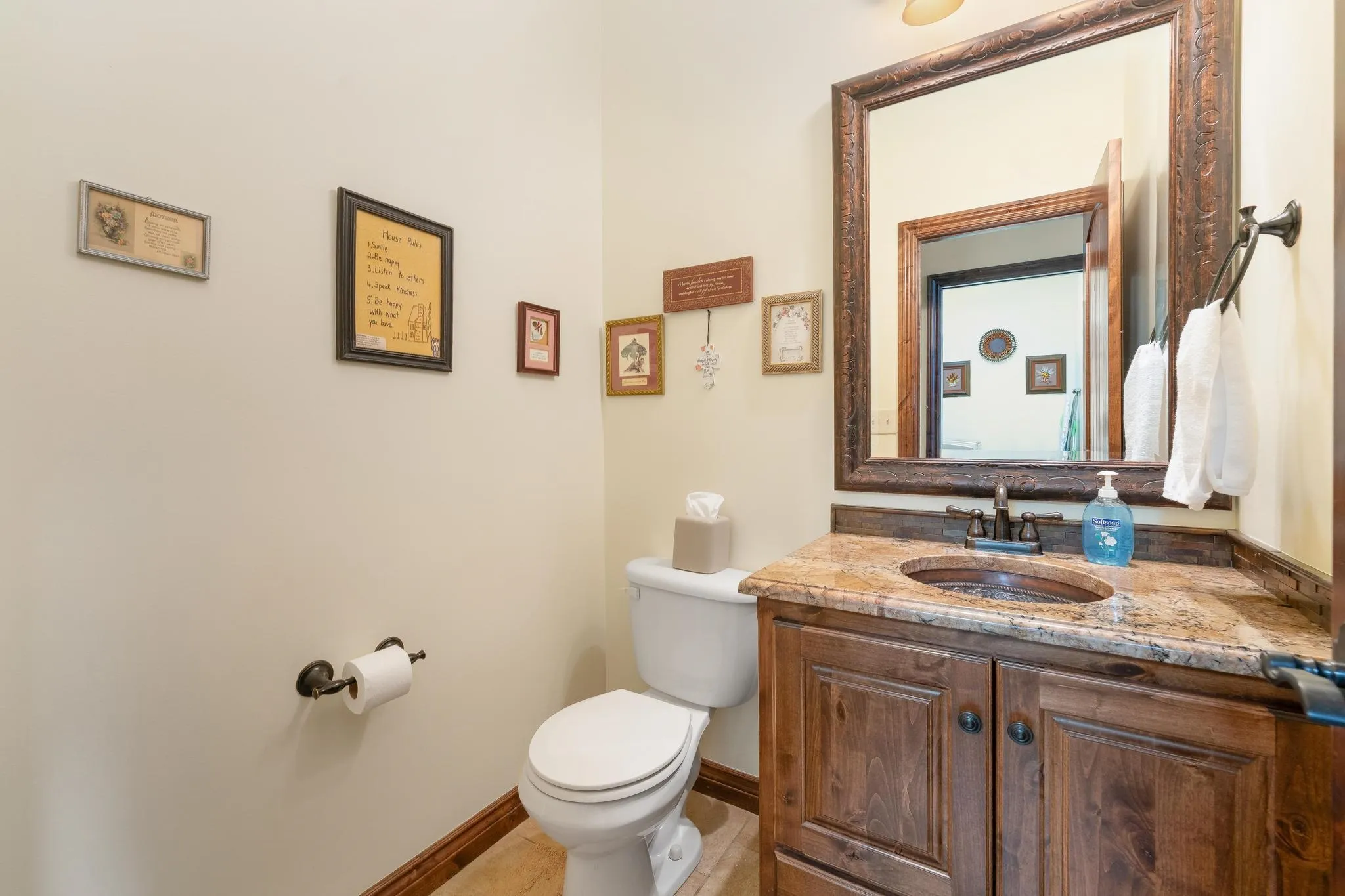 Wichita, Kansas 67204, United States, 4 Bedrooms Bedrooms, ,5 BathroomsBathrooms,Residential,Pending,144381