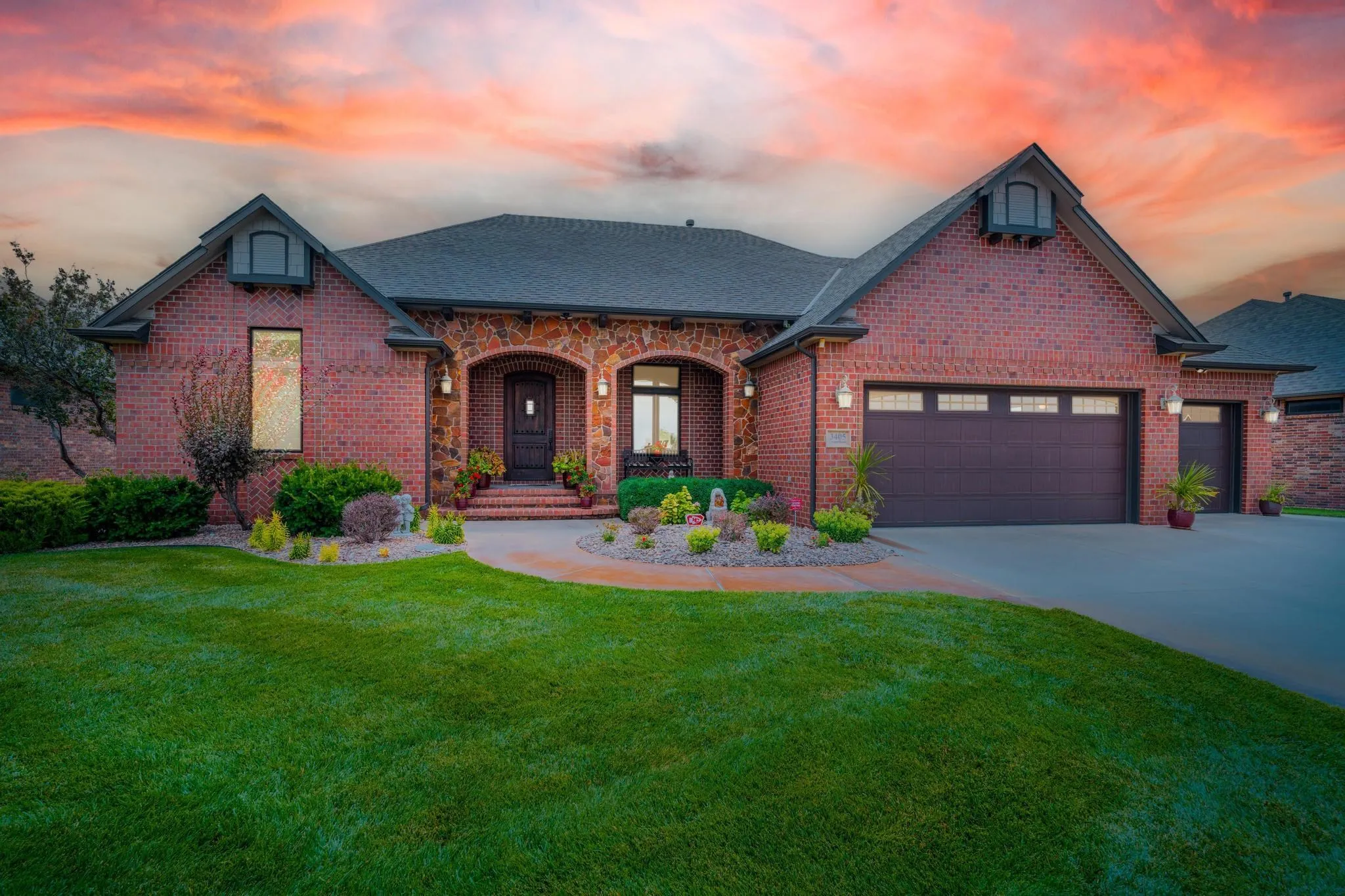 Wichita, Kansas 67204, United States, 4 Bedrooms Bedrooms, ,5 BathroomsBathrooms,Residential,Pending,144381 Wichita, Kansas 67204, United States, 4 Bedrooms Bedrooms, ,5 BathroomsBathrooms,Residential,Pending,144381