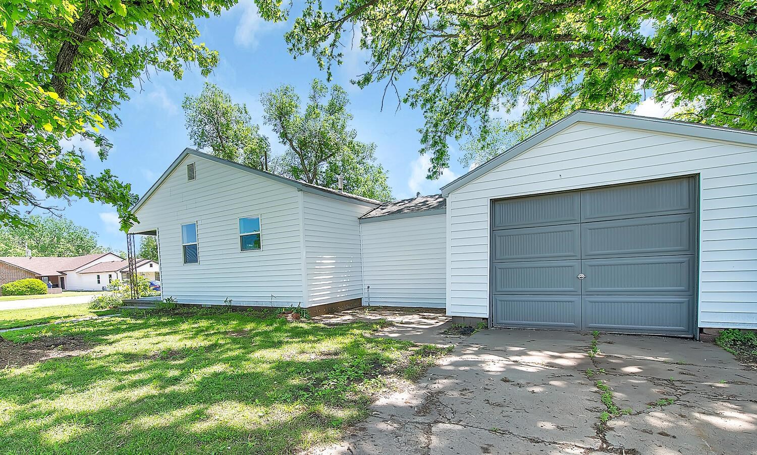 203 W 2nd St, Udall, Kansas image 3