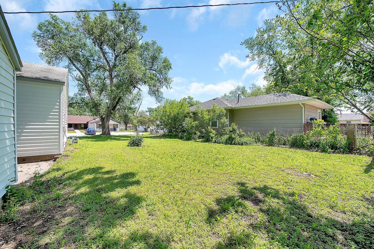 203 W 2nd St, Udall, Kansas image 25