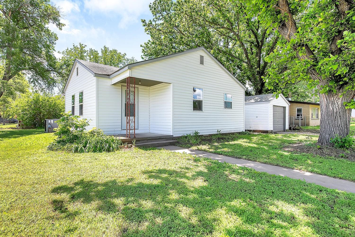 203 W 2nd St, Udall, Kansas image 1