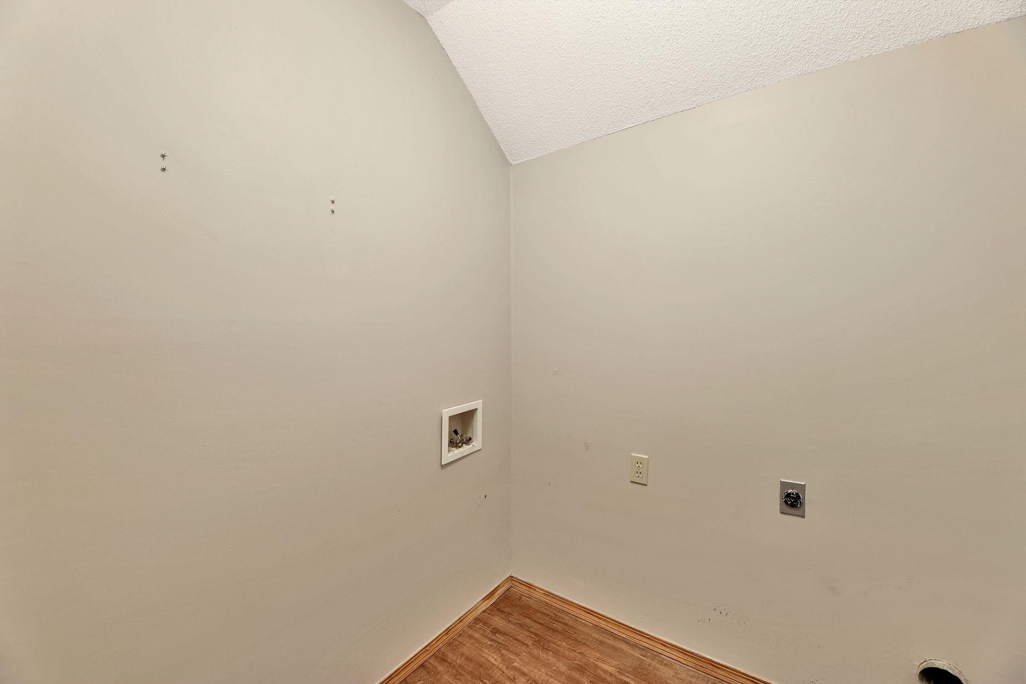 10010 W Britton St, Wichita, Kansas image 24