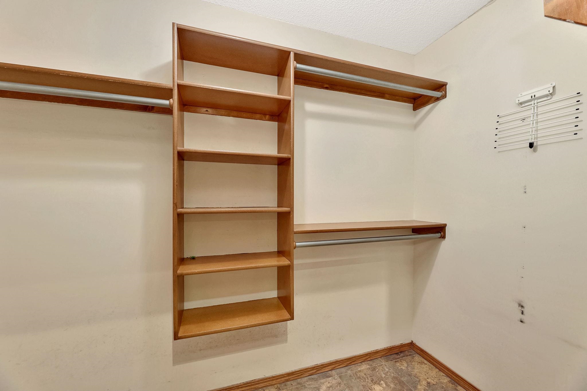 10010 W Britton St, Wichita, Kansas image 33